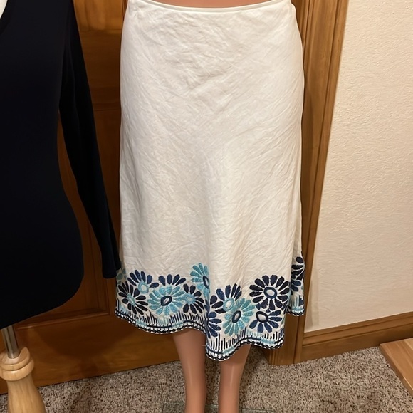 EUC Lafayette 148 White/Blue/Turquoise lined skirt size 10 w/sequins 100% Linen - Picture 2 of 6